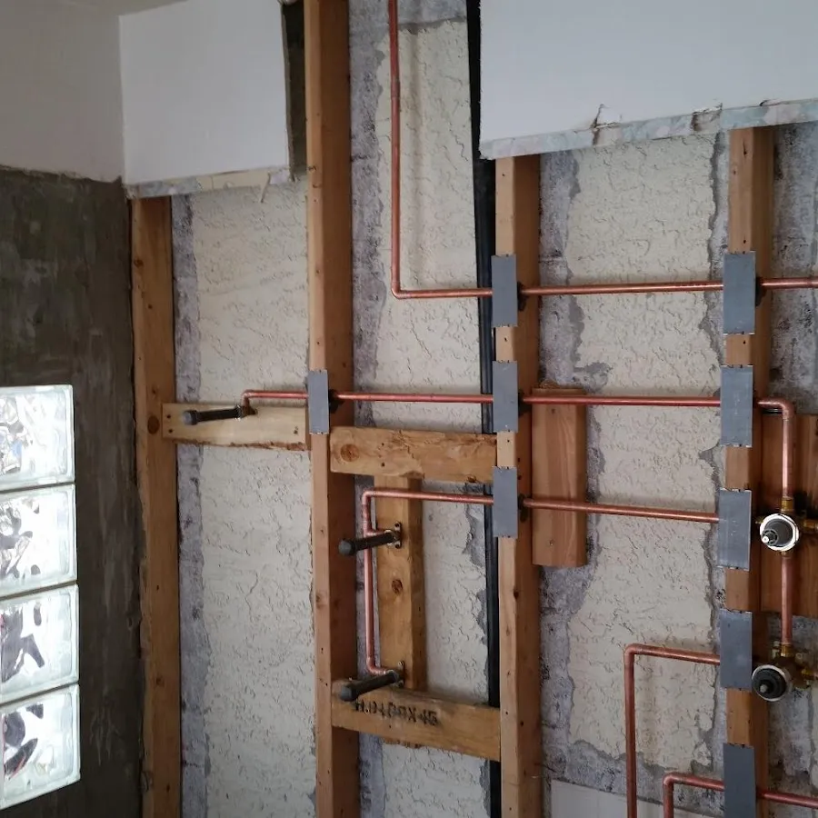 Copper pipe installation for Burst Pipe Repair in Riga